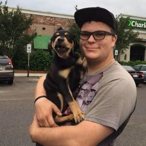 Meet your Posher, Logan